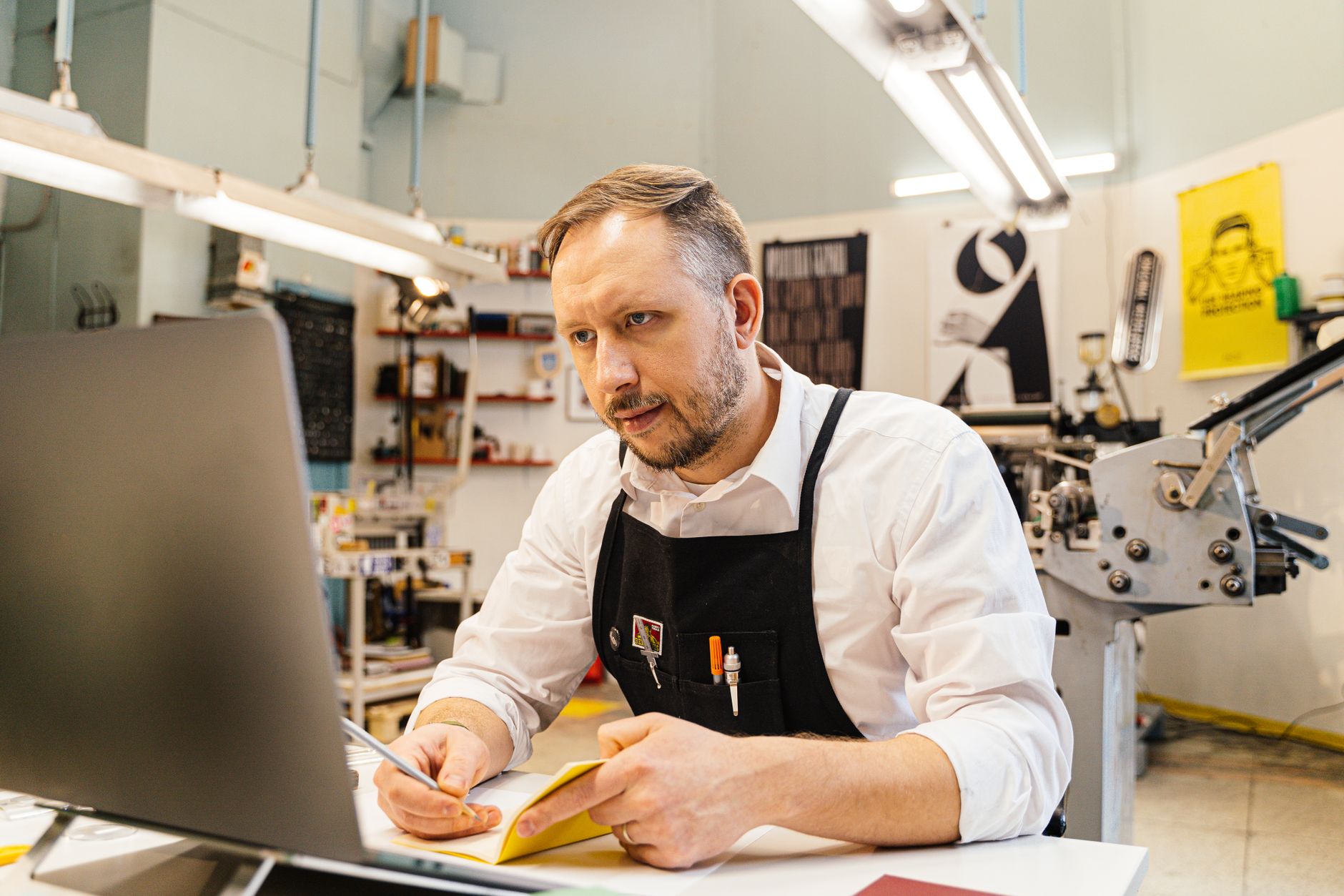 The AI Features Already Built Into Your Everyday Business Tools (And How to Use Them)